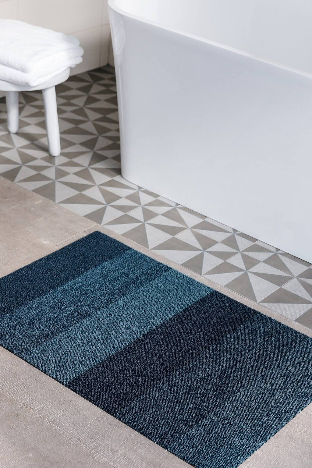 Bay Blue Shag Mat Z7819