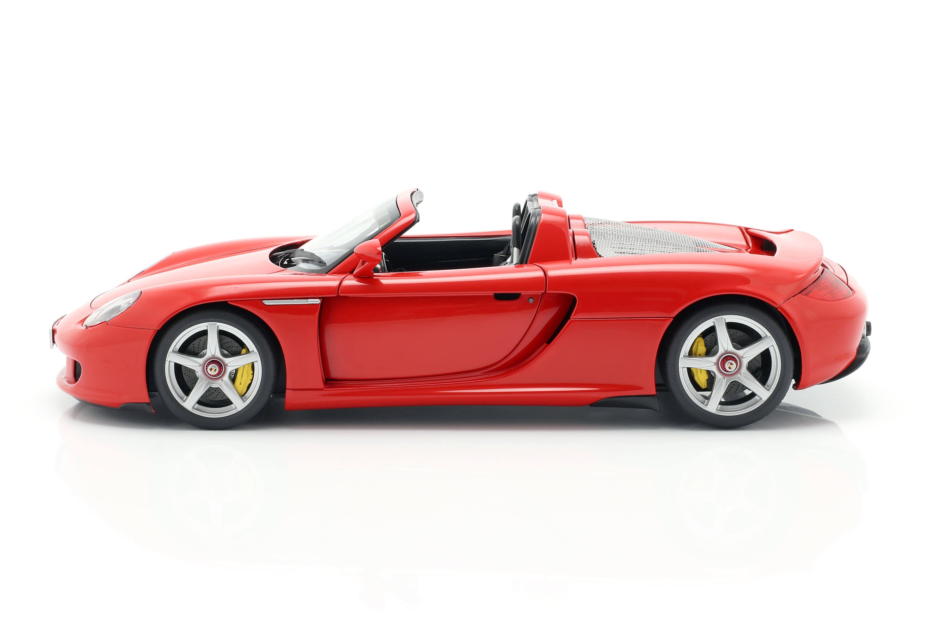 1/18 Porsche Carrera GT (Red) Z280