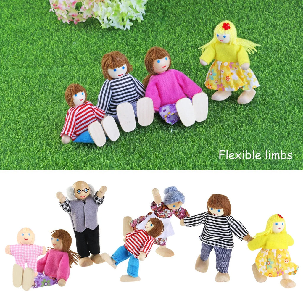Wooden Dolls Playset Set of 7 People Z931165