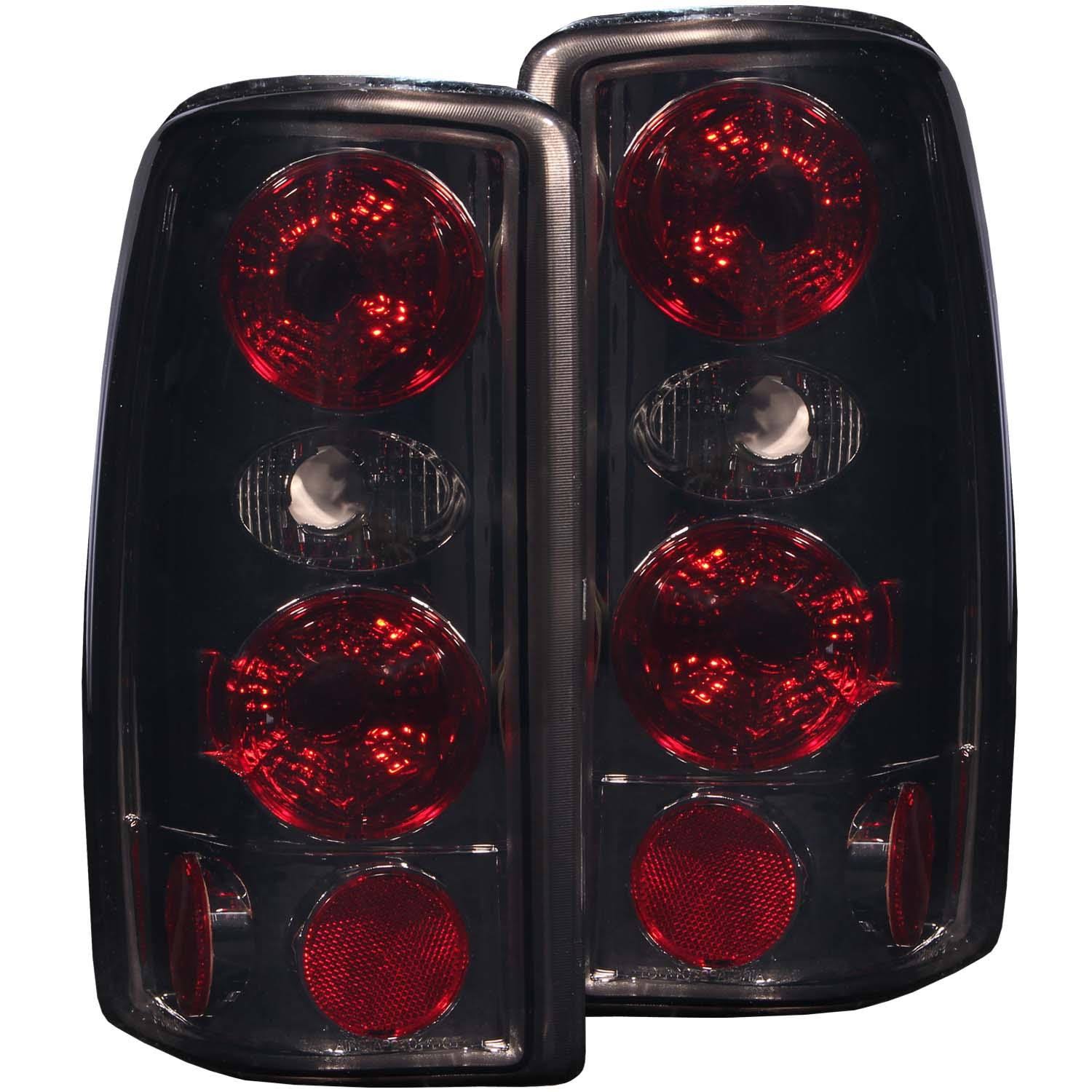 Tail Light Assembly M6394