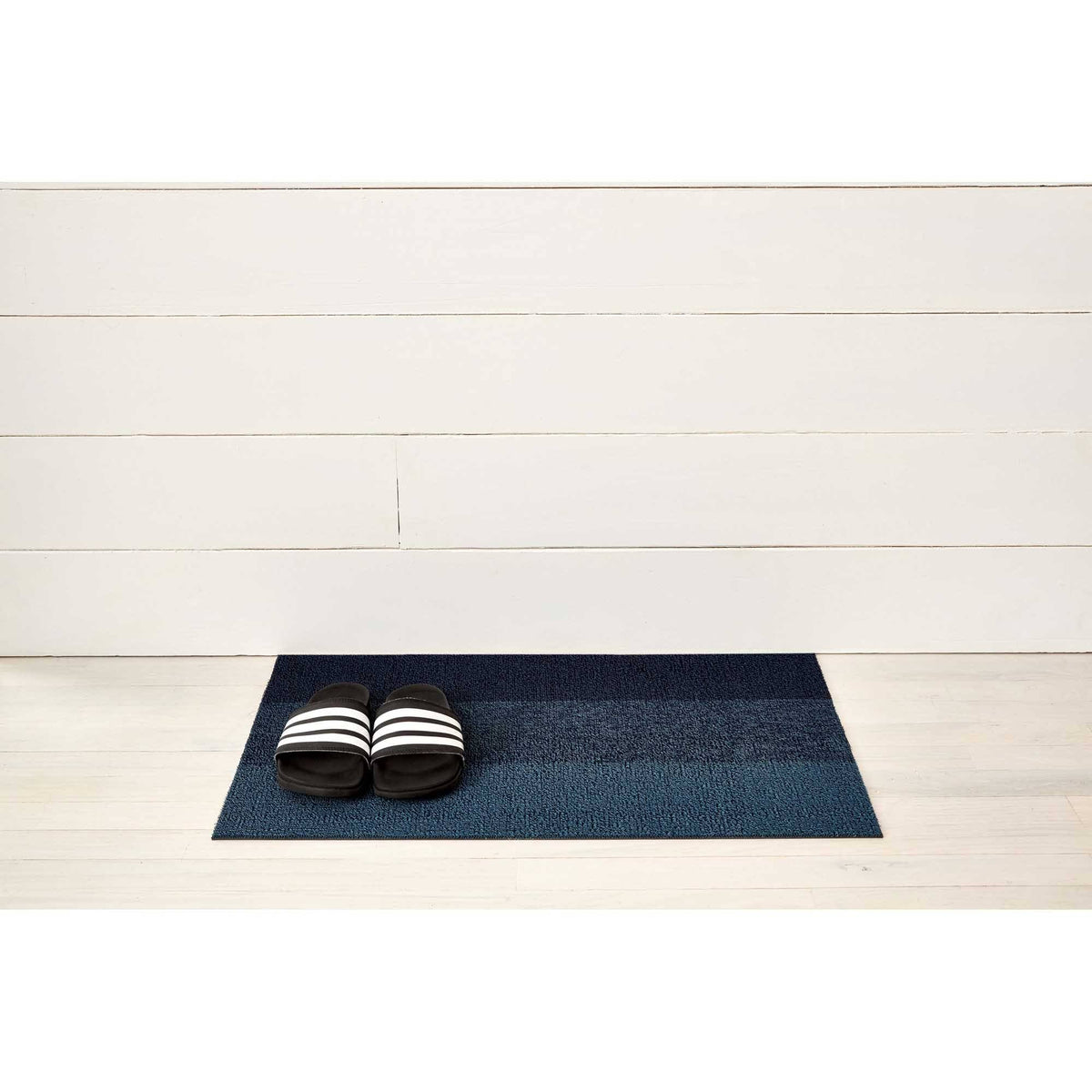 Bay Blue Shag Mat Z7819