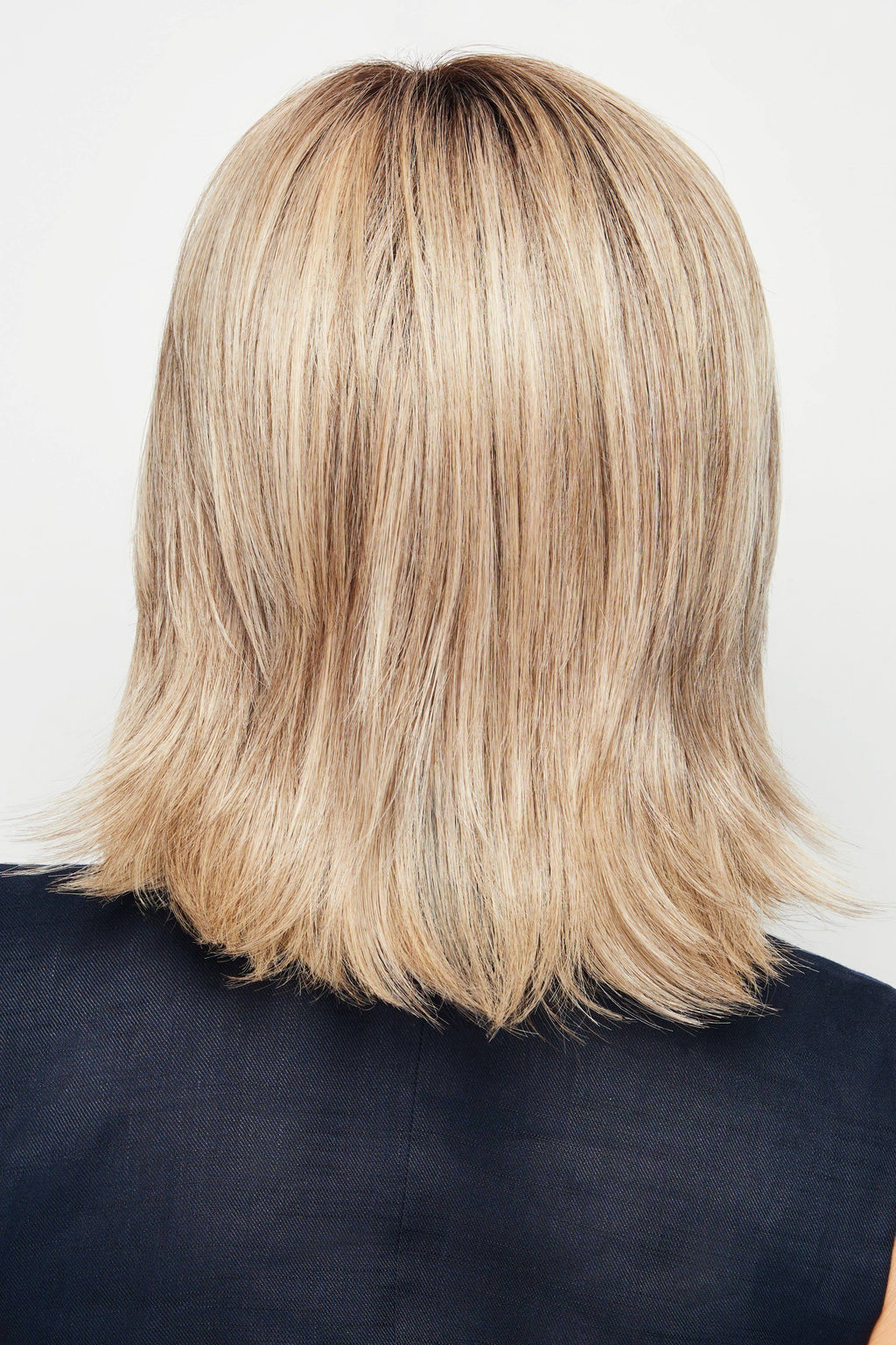 Cinnabar Wig V685