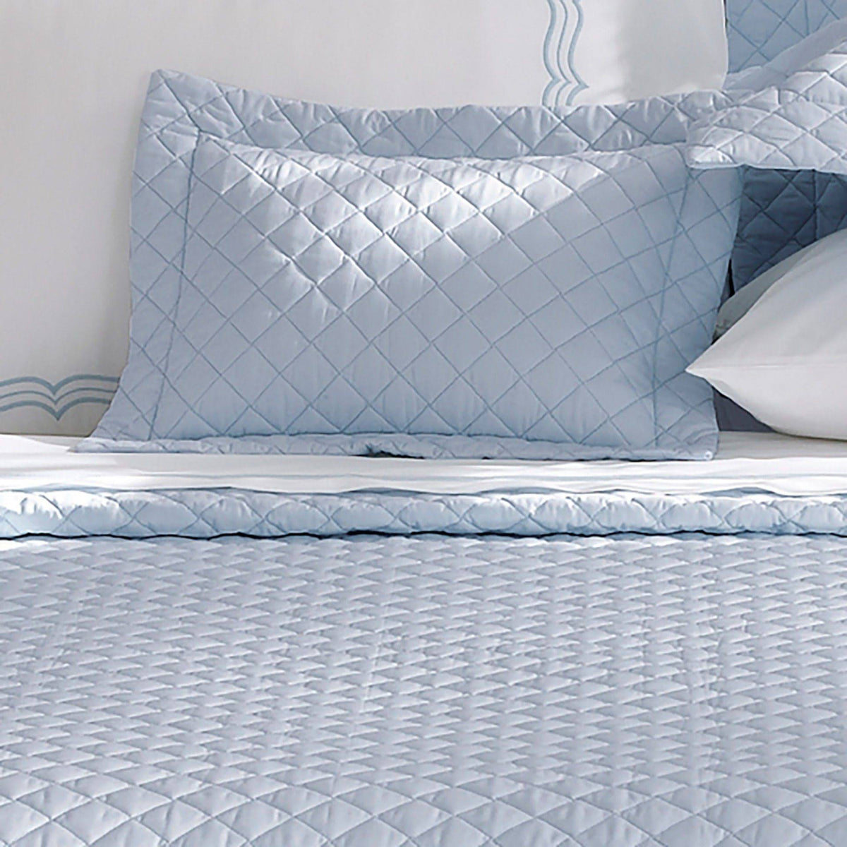 Pool Twin Quilt X592633