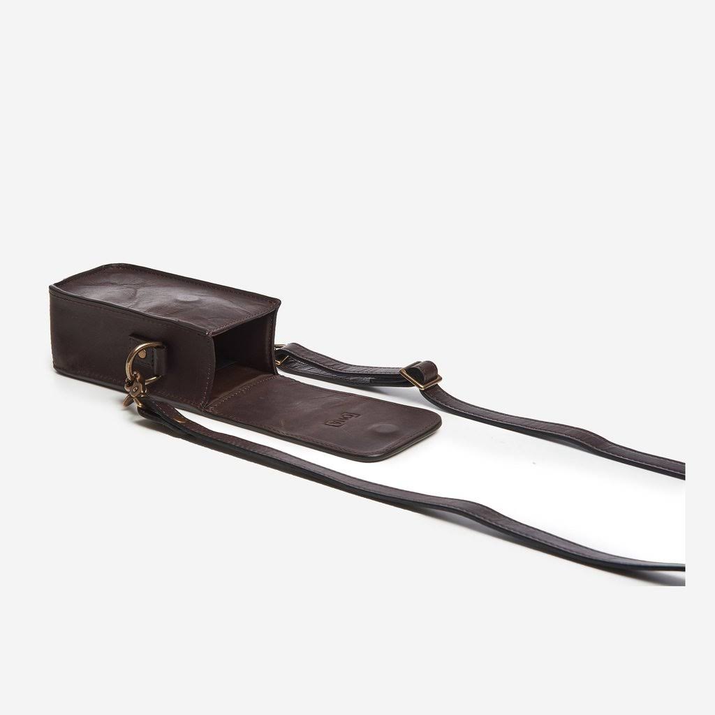 Compact Camera Case A61383