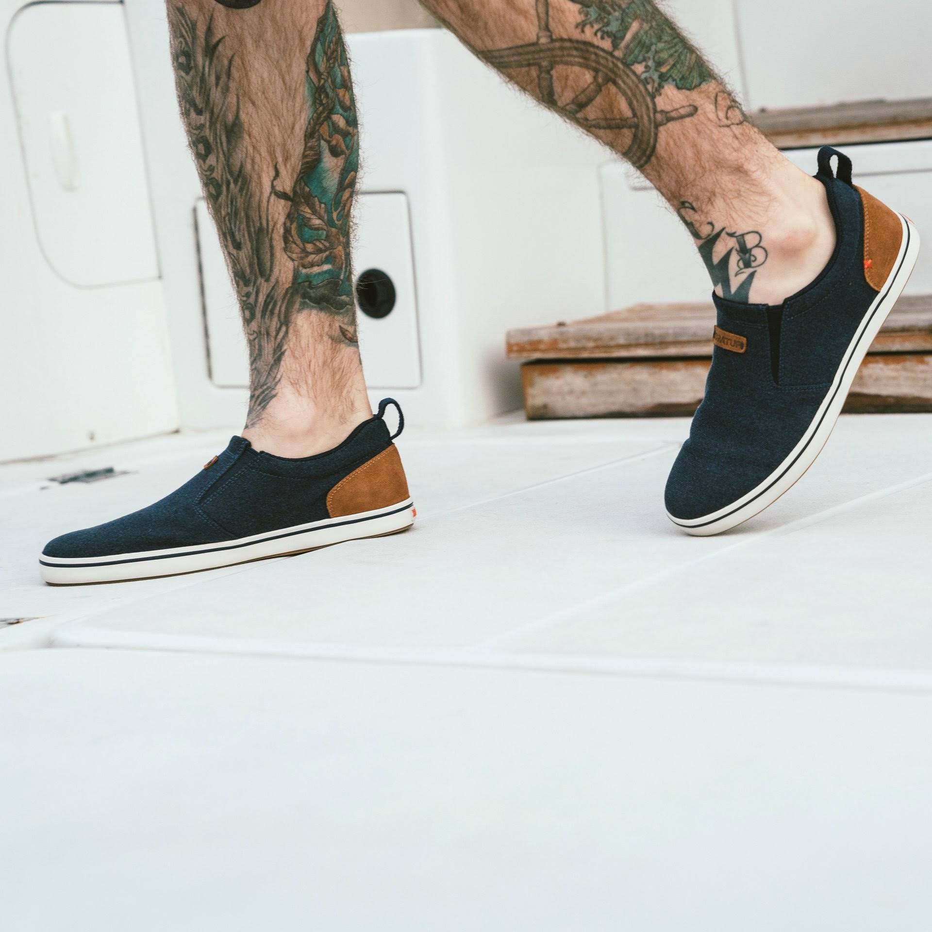 Blue Canvas Deck Shoes B805549